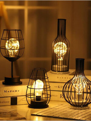 Minimalist hollow table lamps