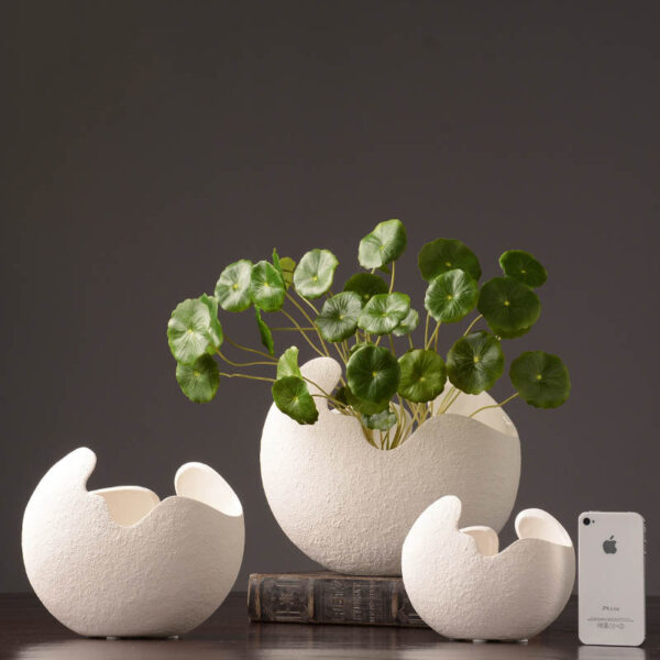 1936603324816.jpg Simple white ceramic vase decoration