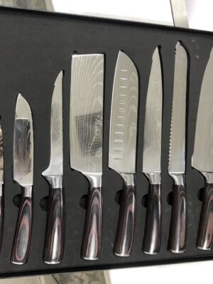 8 Damascus Pattern Stainless Chef's Knive