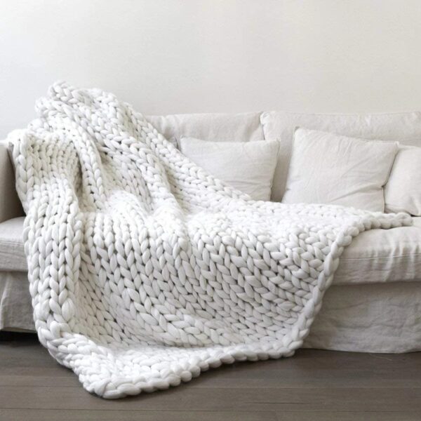Hand-Woven Woolen Chenille Blanket – Soft Cozy Home Throw