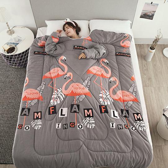 Winter Lazy Quilt with Sleeves – Warm Wearable Blanket