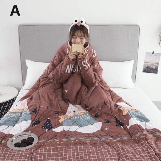 Winter Lazy Quilt with Sleeves – Warm Wearable Blanket